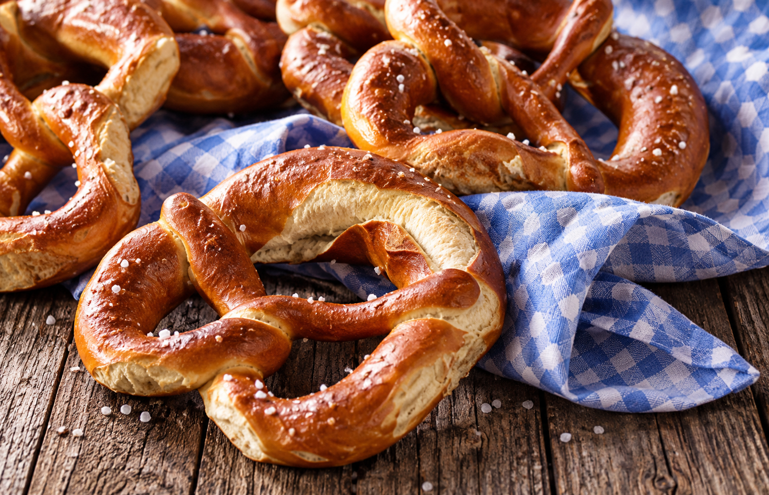 Backwaren mit verschiedenen Marmeladen